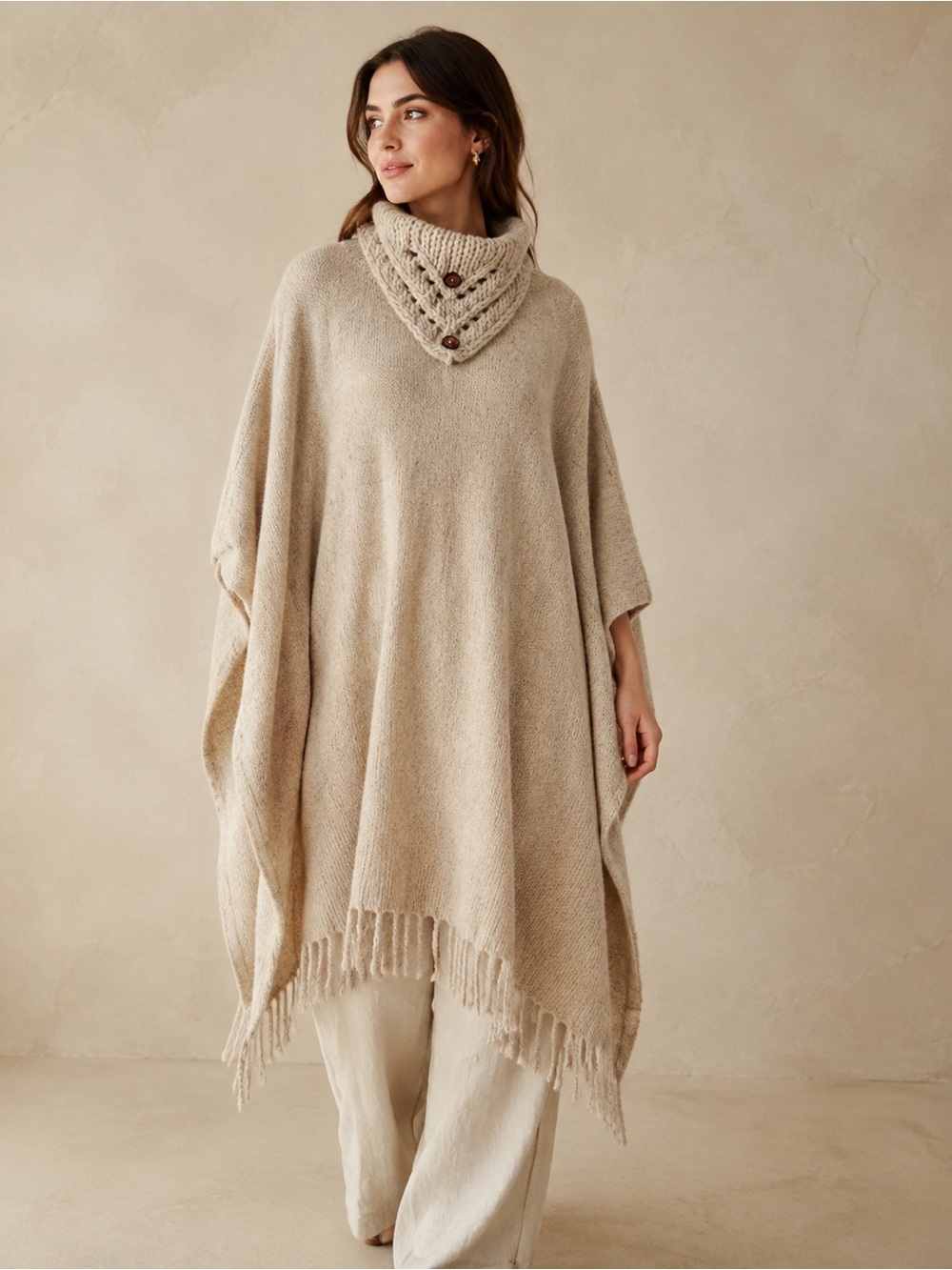 Vintage pullover wool knit turtleneck poncho cream/off-white